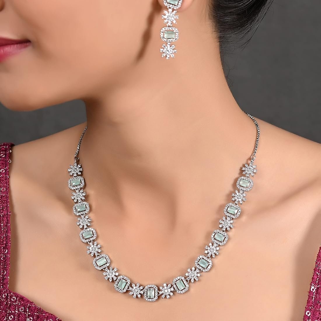 81cVauPXIUL._AC_UY1100_